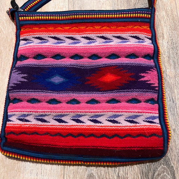 COPY - Ecuadorian Woven Bag - Picture 1 of 10